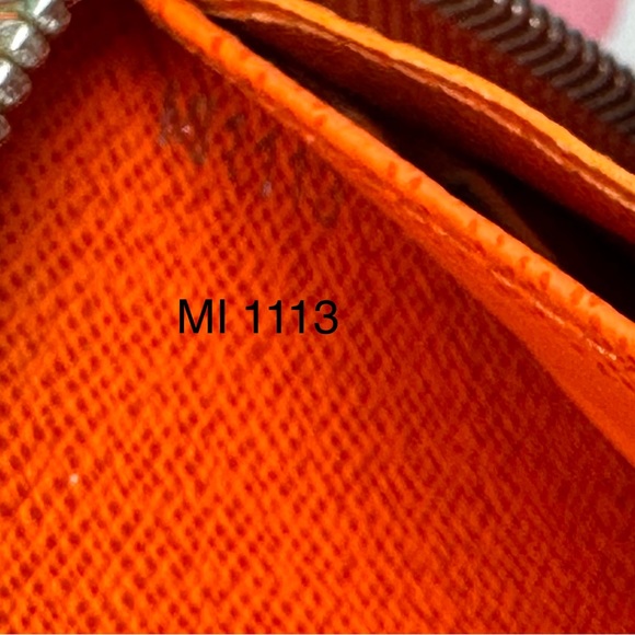 ❤️Louis Vuitton Orange Epi leather Zippy Wallet - Picture 3 of 11
